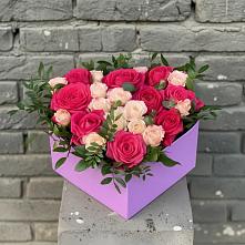 Цветочная композиция из Розы в коробке в Салаире