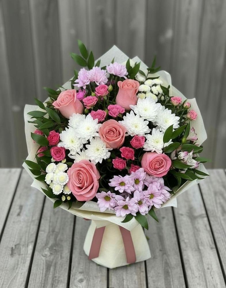 Букет цветов из: Альстромерии, Гвоздики, Розы и Хризантемы в Салаире
