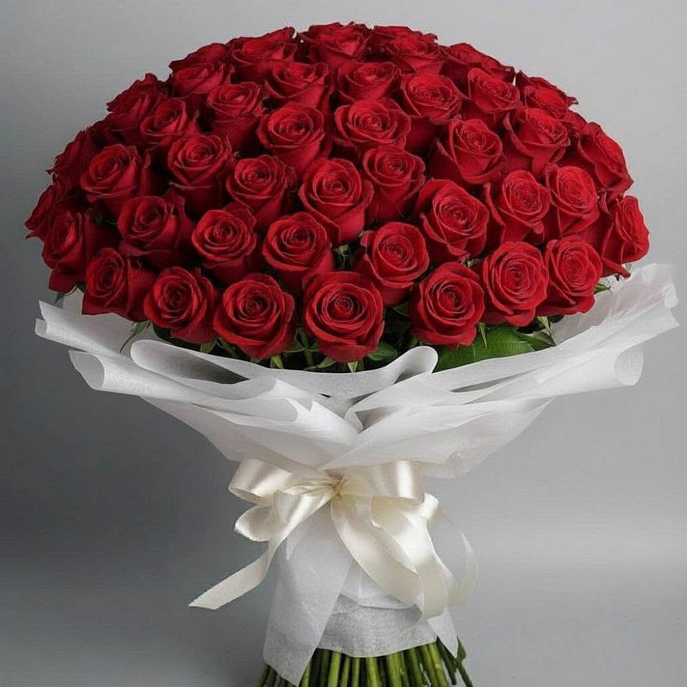 Букет 101 Красная роза Блэк Мэджик в Салаире
