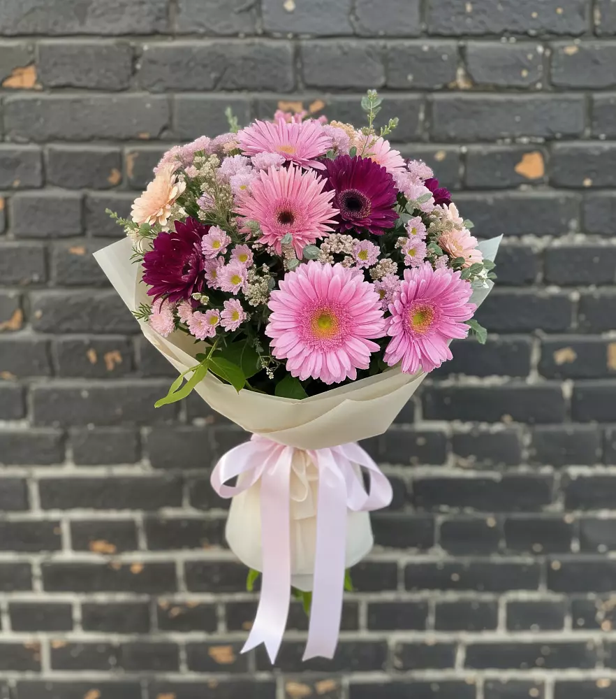 Букет цветов из: Герберы и Хризантемы в Салаире