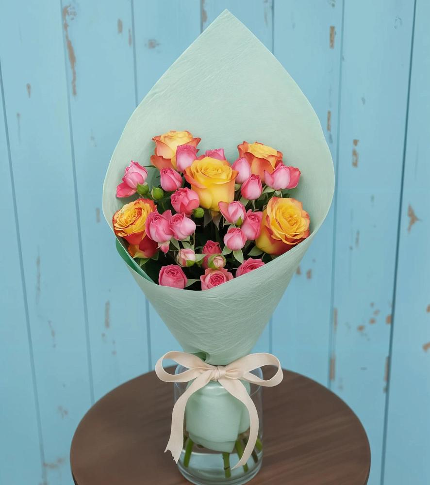 Букет цветов из: Розы в Салаире