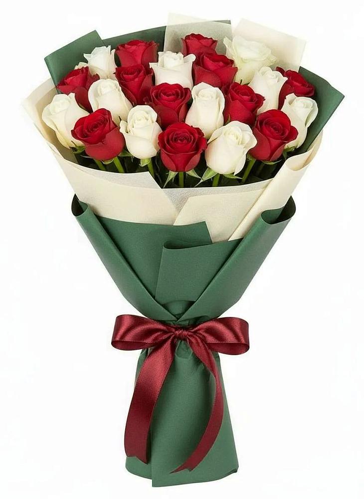 Букет Микс из красных и белых роз в Салаире