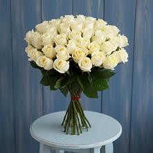 Букет 51 Белая роза Эдлесс Лав в Салаире