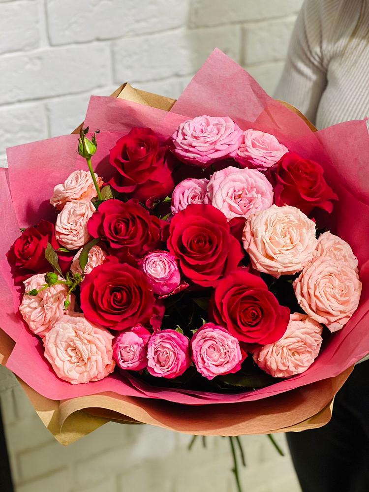 Букет цветов из: Розы в Салаире