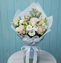 Букет цветов из:  Розы и Лизиантусы в Салаире