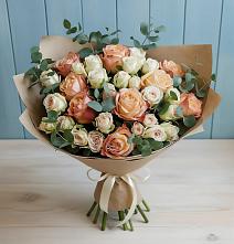 Букет цветов из:  Альстромерии и Розы в Салаире