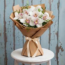 Букет цветов из:  Орхидеи и Розы в Салаире